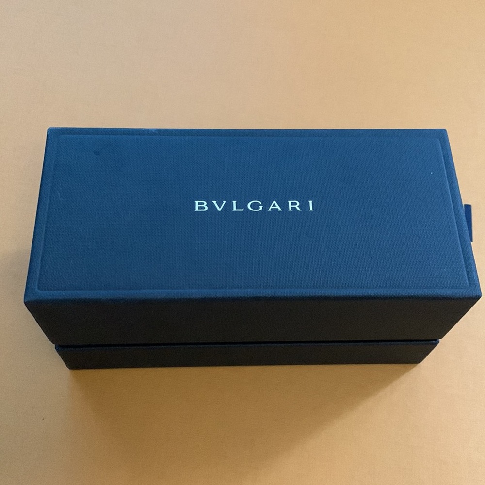 ✨ Authentic BVLGARI Box ✨ - Picture 12 of 12